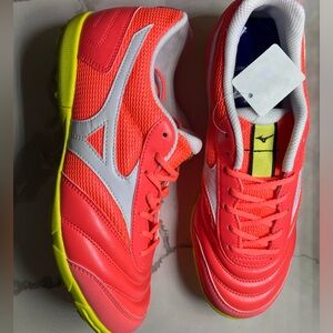 MIZUNO SOCCER SHOES Turf ⚽️ 👟 
fit normal, good fabrics, Japanese technology